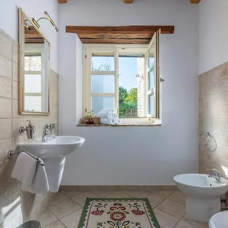 In Sovinjak Mit Grill, Garten Und Terrasse Holiday home Buzet