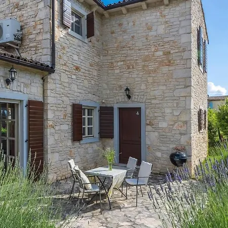In Sovinjak Mit Grill, Garten Und Terrasse Holiday home